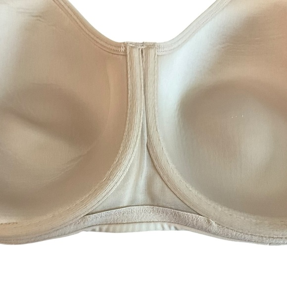 BodyUp Workout to Weekend Medium Impact Spacer Sports Bra - Picture 14 of 15